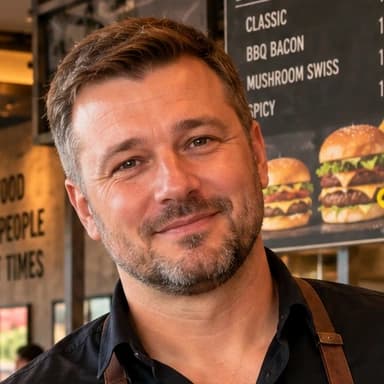 Егор Жуков, основатель LA BURGERS